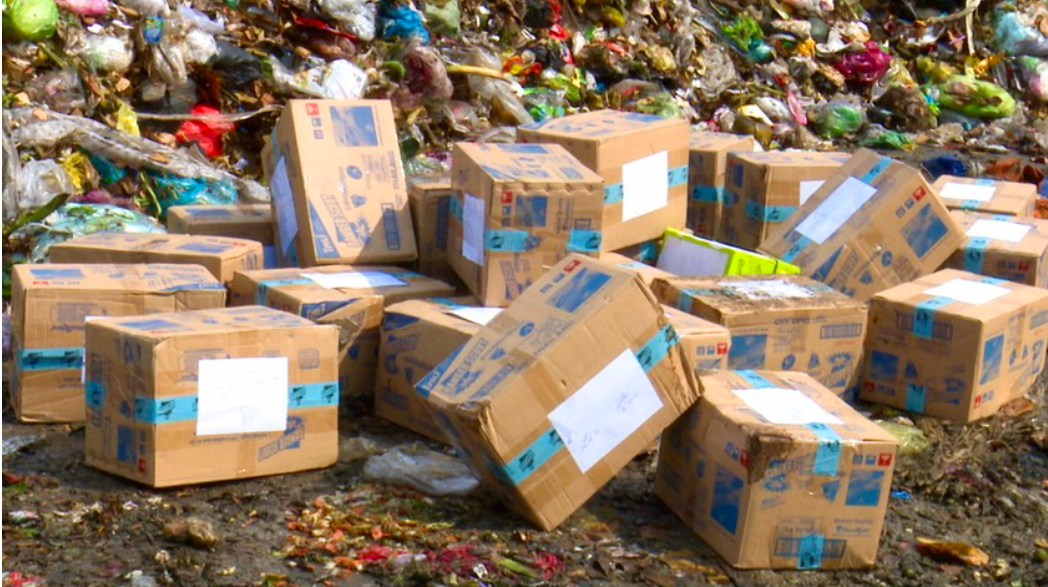 Nhiều hộp nhang muỗi giả mạo