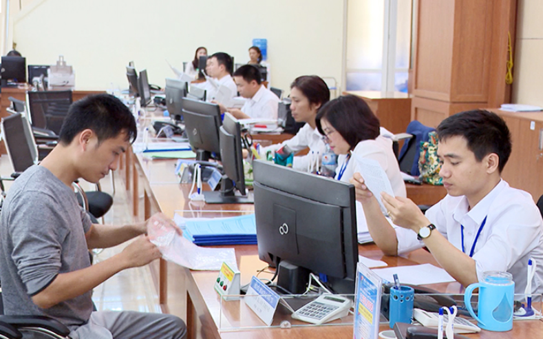 Thủ tướng: Không yêu cầu người dân phải xuất trình, nộp sổ hộ khẩu trong quá trình giải quyết thủ tục hành chính