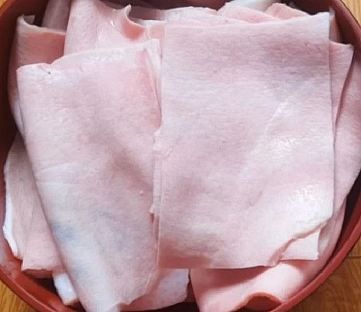 Bì lợn bán giá rất rẻ ở các sạp thịt Bì lợn bán giá rất rẻ ở các sạp thịt