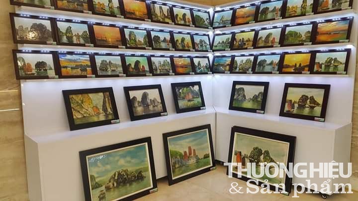 Sản phẩm Tranh bột điệp - Độc đáo từ chất liệu đến nghệ thuật vẽ tranh