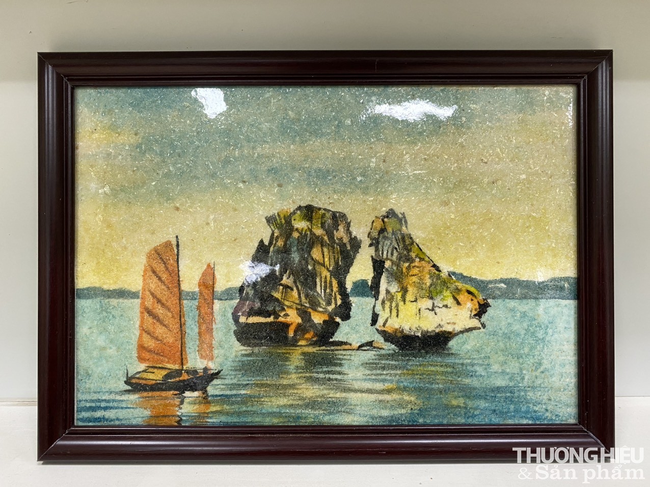 Sản phẩm Tranh bột điệp - Độc đáo từ chất liệu đến nghệ thuật vẽ tranh