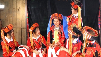 Nét đẹp trang phục truyền thống của người Pà Thẻn