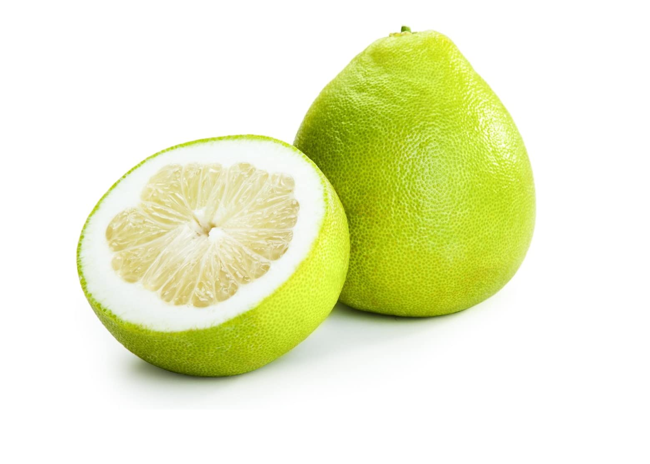 Lớp vỏ xanh bên ngoài của quả bưởi chứa khá nhiều tinh dầu và các thành phần dưỡng chất bổ ích cho sức khỏe 