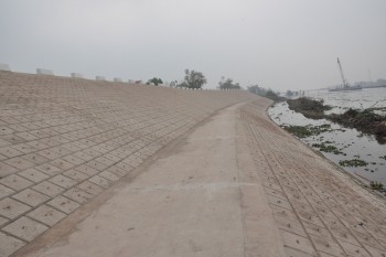 Huyện Ý Yên đảm bảo an toàn đê bao và thủy lợi trước khi mùa mưa đến