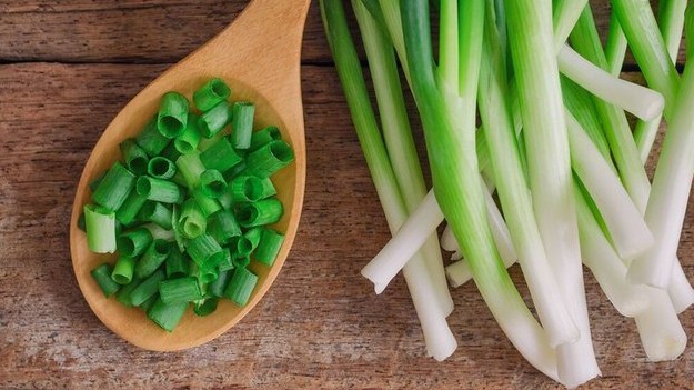 Loại rau mệnh danh “gia vị quốc dân” người khen ngon, kẻ chê hôi lại có công dụng tuyệt vời cho sức khoẻ