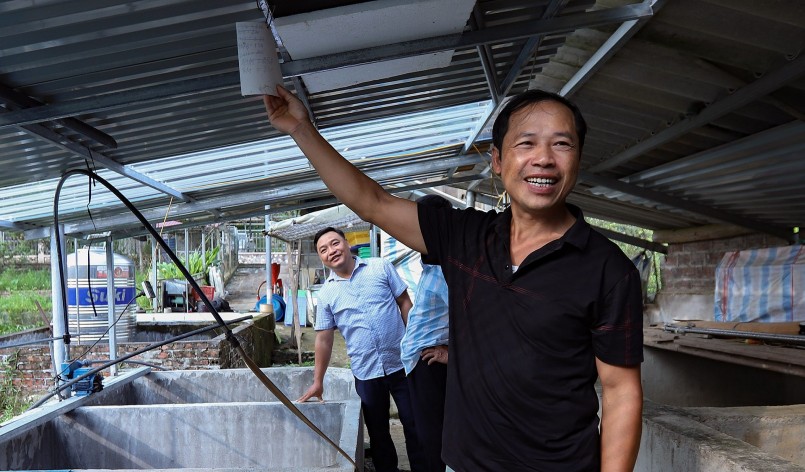 Trại nuôi ba ba gai của Nguyễn Văn Nghị ghi rõ số con và thời gian nuôi ba ba giống. Trại nuôi ba ba gai của Nguyễn Văn Nghị ghi rõ số con và thời gian nuôi ba ba giống.