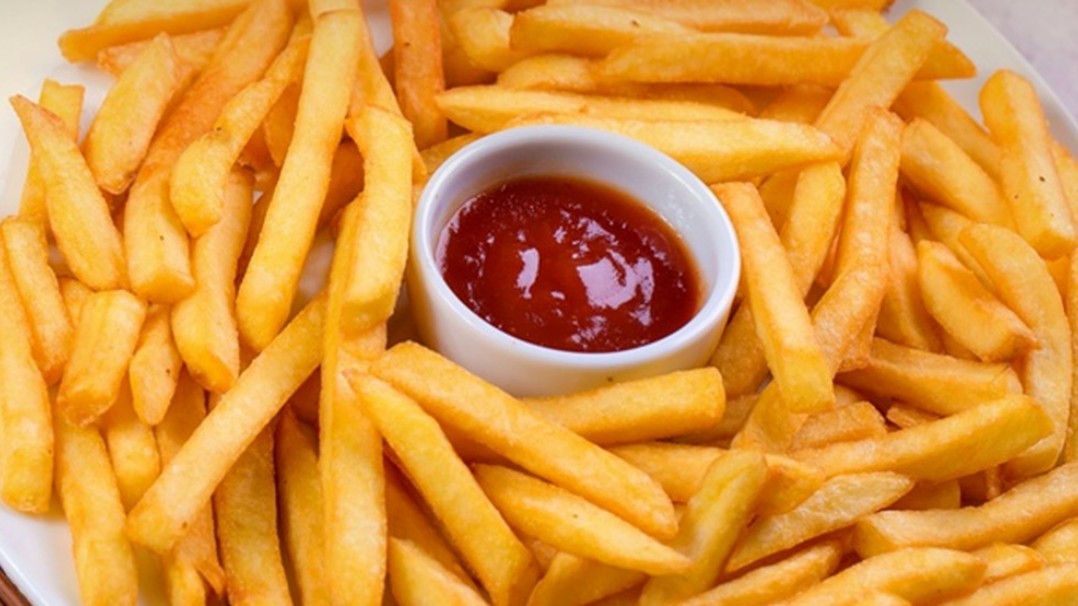 Những thực phẩm tưởng tốt khi ăn trưa hóa ra gây lờ đờ cả chiều, ăn nhiều còn rước đủ bệnh