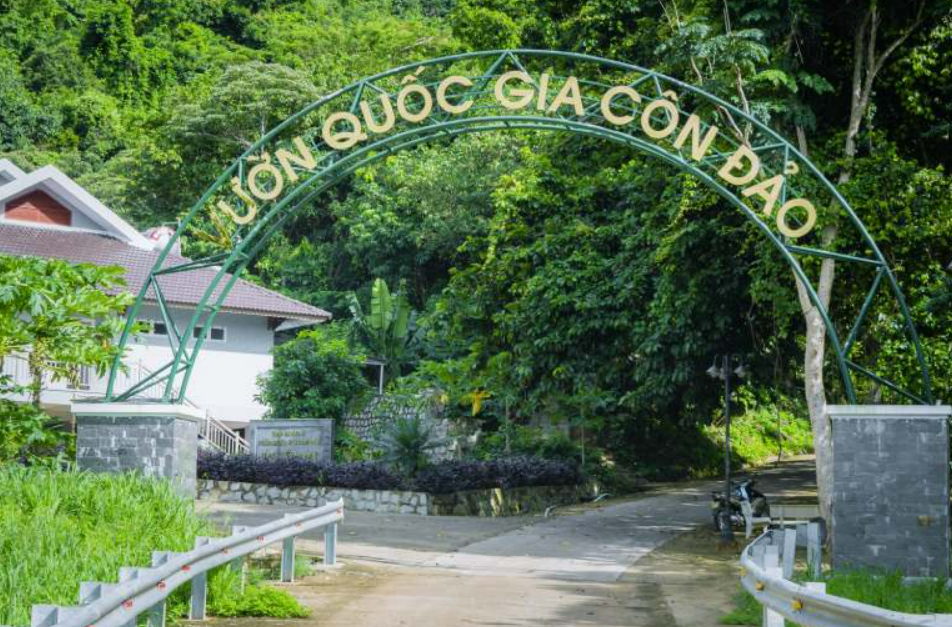 10 điểm đến du lịch đẹp nhất Côn Đảo, còn có bãi biển "bí mật" không nhiều người biết