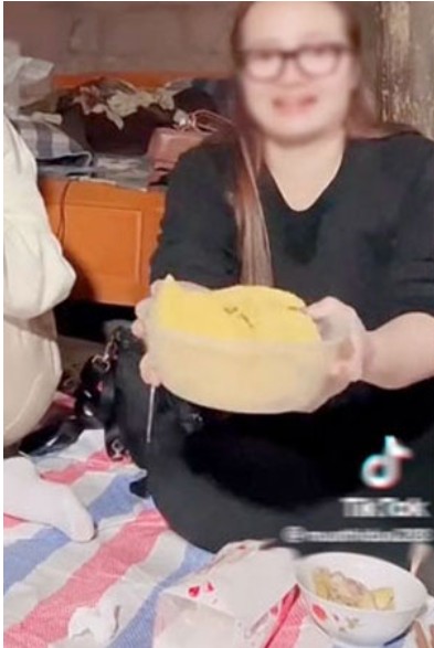 “Thánh nổ” Hoàng Hường bị tỉnh Hà Giang đề nghị xử lý vì gọi mèn mén là cám lợn