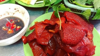 Sứa đỏ - món ăn gây thương nhớ vùng đất Cảng