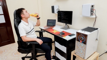 Chạy đua deadline đầu năm và cách vượt qua cơn buồn ngủ