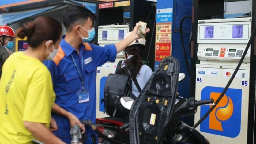 Giá xăng, dầu đồng loạt giảm