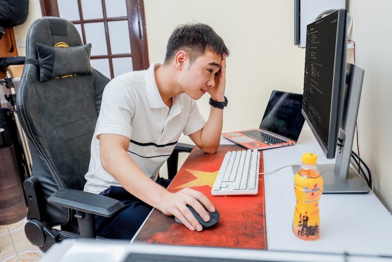 Chạy đua deadline đầu năm và cách vượt qua cơn buồn ngủ