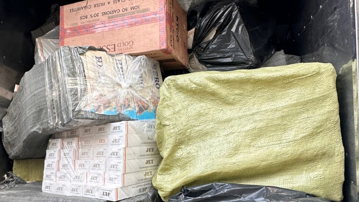 TP. HCM: Thu giữ số lượng thuốc lá nhập lậu “khủng” trị giá gần 1 tỷ đồng