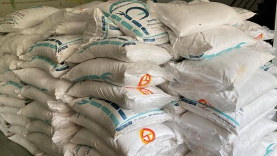 Long An: Thu giữ 30 tấn đường cát nhập lậu để xử lý theo quy định của pháp luật