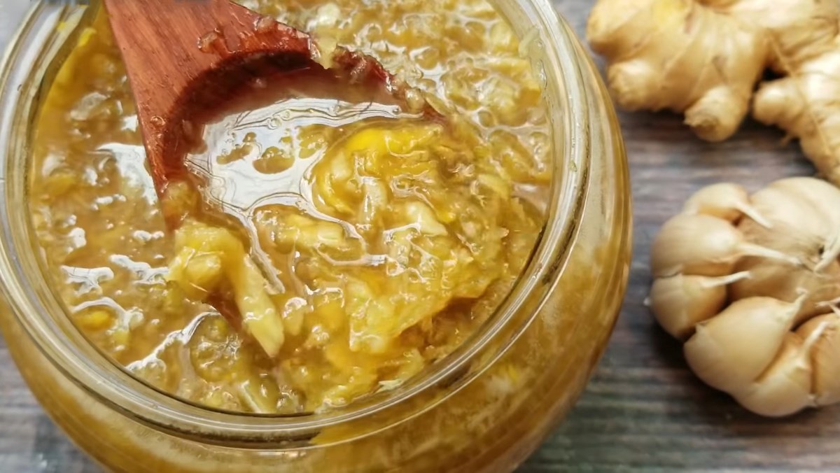 Cách làm tỏi hấp mật ong cho bé giải cảm, tăng cường sức khỏe cho cả nhà