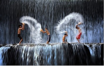 Bài 1: Ô nhiễm nguồn nước ngày càng gia tăng ở Việt Nam