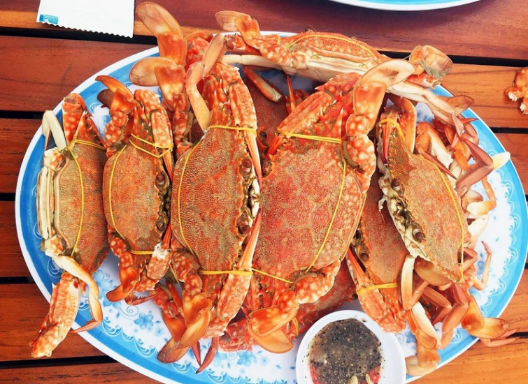 Mua cua ghẹ chỉ nhìn vào 5 điểm, con nào cũng béo múp, nhiều gạch, không lo bị ọp phí tiền