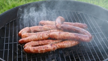 Những thực phẩm người đang uống thuốc hạ huyết áp dù thèm đến mấy cũng nên ngó lơ