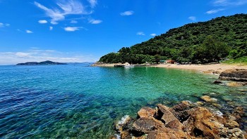 Review du lịch đảo Hòn Mê: Đắm mình trong vẻ đẹp hoang sơ biển trời xứ Thanh