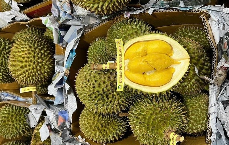 Sầu Thái mini đang đổ bộ chợ Việt, bán giá đắt đỏ.