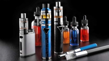 Liên tiếp học sinh nhập viện vì thuốc lá điện tử, chuyên gia y tế khuyến cáo gì?