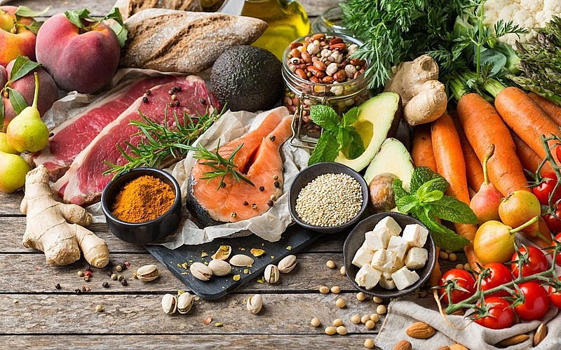 Ăn gì để tăng đề kháng khi ca Covid-19 tăng trở lại