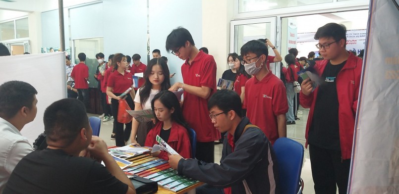 Tạp chí Thương hiệu và Sản phẩm tham dự "Ngày hội việc làm VTV College lần thứ 2 – 2023"