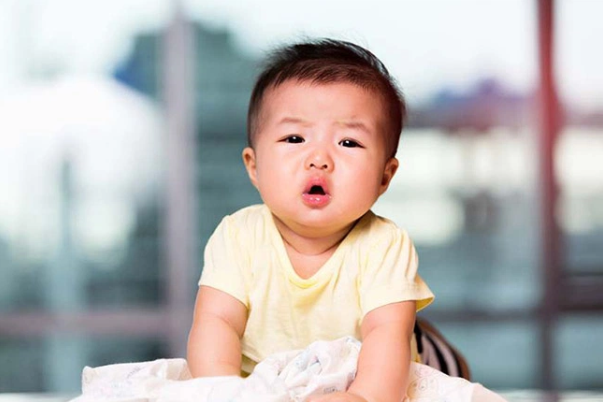 Bắt buộc phải sử dụng khẩu trang đối với tất cả các đối tượng (trừ trẻ em dưới 5 tuổi)