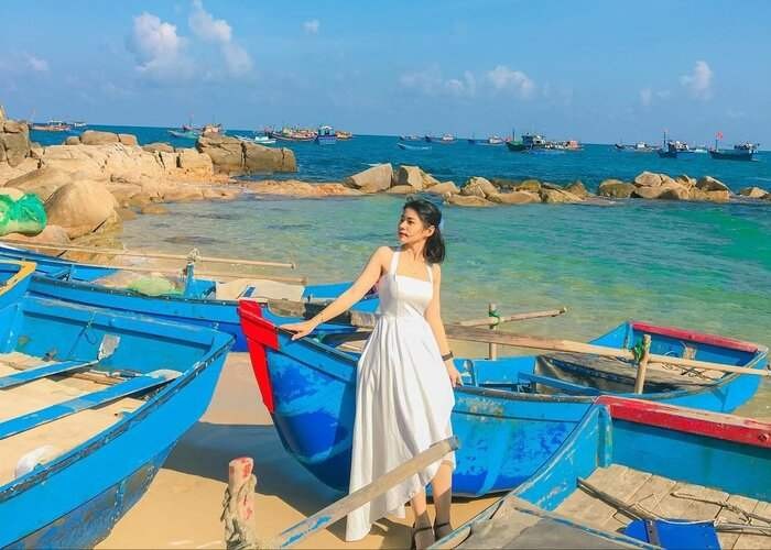 Đừng quên check-in khi đi thuyền ra Cù lao Mái Nhà - Phú Yên