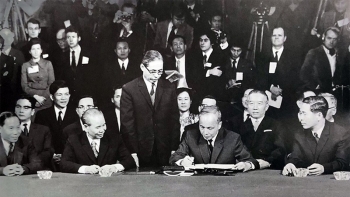 Vận dụng sáng tạo tư tưởng ngoại giao Hồ Chí Minh