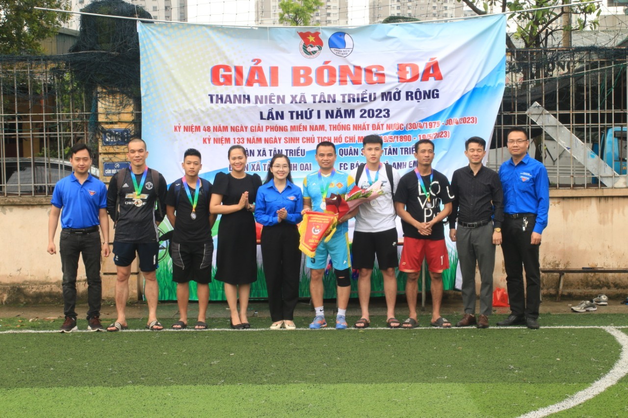 Đội Quân sự xã Tân Triều dành giải Á quân.