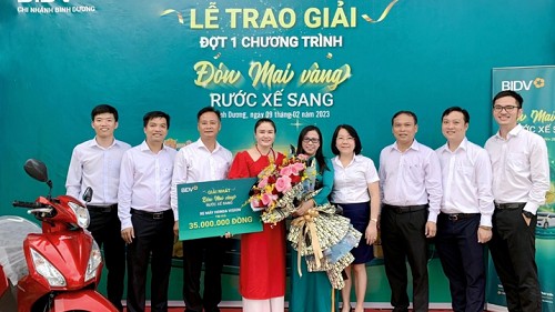 BIDV trao giải thưởng ô tô Honda City cho khách hàng