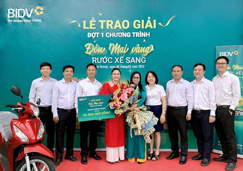 BIDV trao giải thưởng ô tô Honda City cho khách hàng