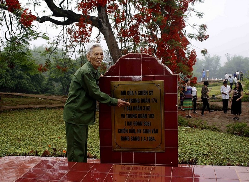 Người chiến sỹ Điện Biên năm xưa, vinh dự ba lần được gặp Bác Hồ