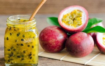 Ai không nên uống nước chanh dây thường xuyên?