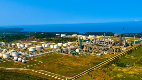 Đầu tư hơn 1,2 tỷ USD mở rộng nhà máy lọc dầu Dung Quất
