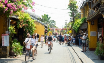 Hội An không bắt buộc khách lẻ mua vé tham quan phố cổ