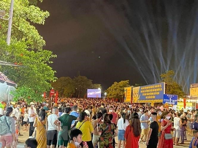 Quảng Ninh: Mang lại trải nghiệm đặc biệt cho du khách dịp nghỉ lễ | Điểm  đến | Vietnam+ (VietnamPlus)