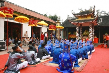 Khám phá ngôi đình cổ thờ 12 vị Thành Hoàng làng