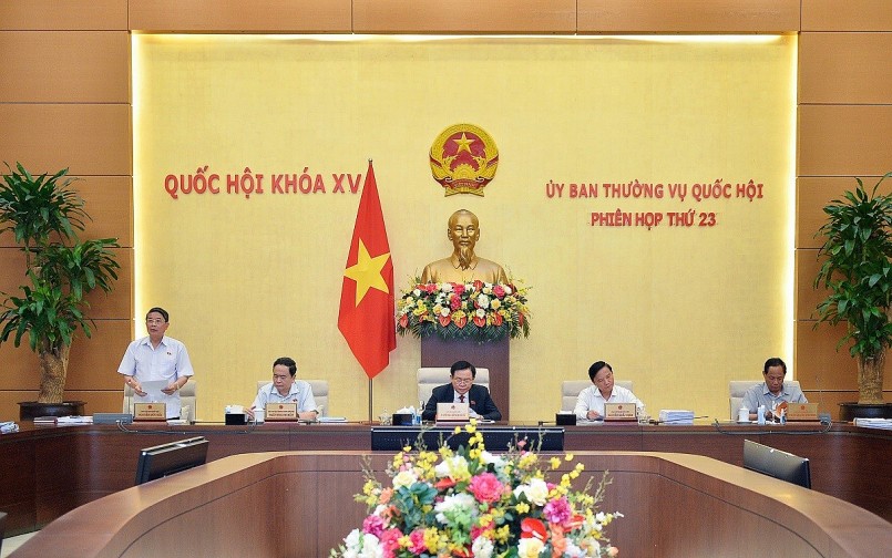 Phó Chủ tịch Quốc hội Nguyễn Đức Hải điều hành phiên họp