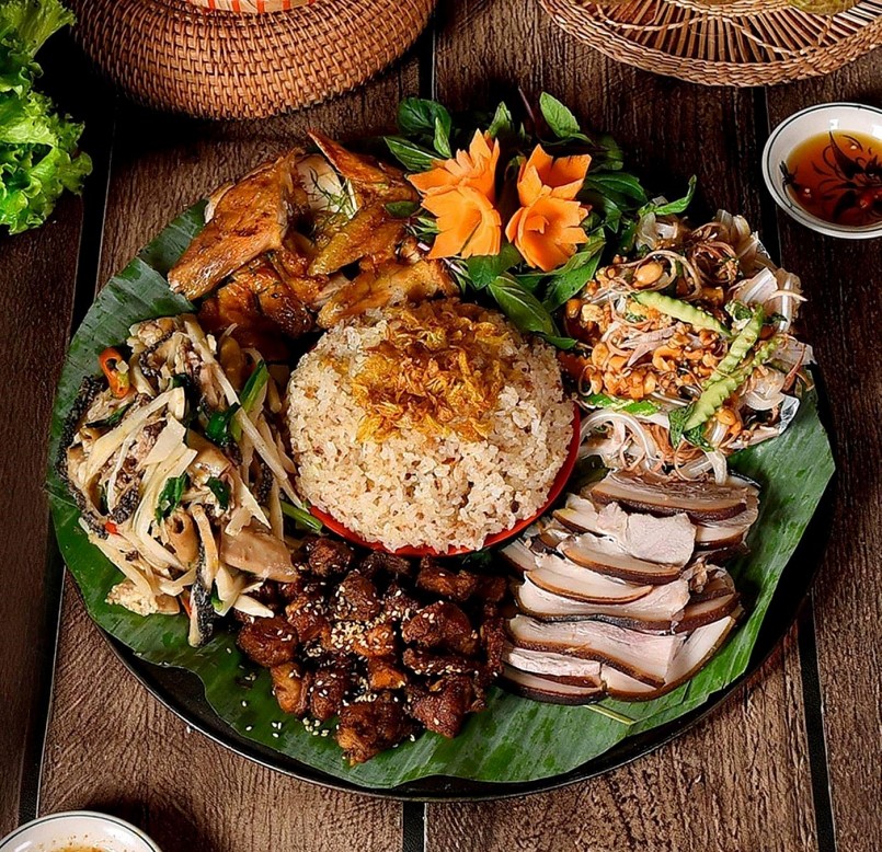 Ẩm thực cỗ lá mời khách của người dân xứ Mường