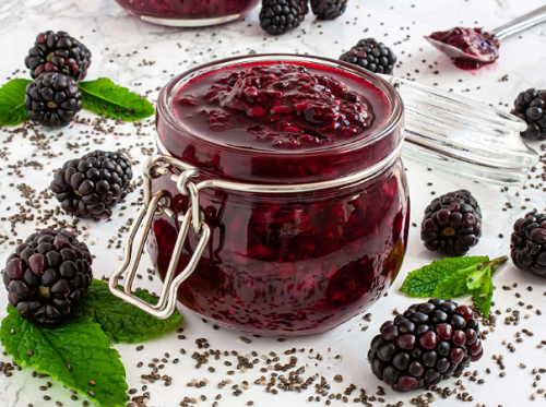 Loại quả rẻ tiền là kho vitamin C, đang vào vụ chín chỉ 20.000đ được rổ to, cả nhà ăn thỏa thích