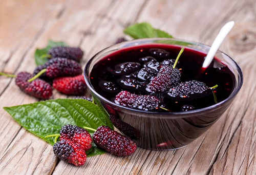 Loại quả rẻ tiền là kho vitamin C, đang vào vụ chín chỉ 20.000đ được rổ to, cả nhà ăn thỏa thích