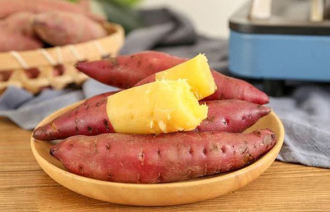 Khoai lang chứa nhiều vitamin A, rất tốt cho đôi mắt