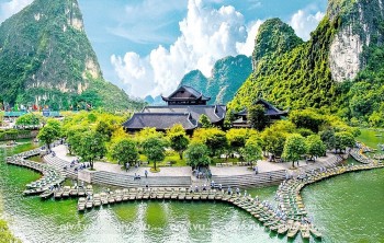 Khu du lịch danh thắng Tràng An - Non nước hữu tình, tiên cảnh chốn nhân gian