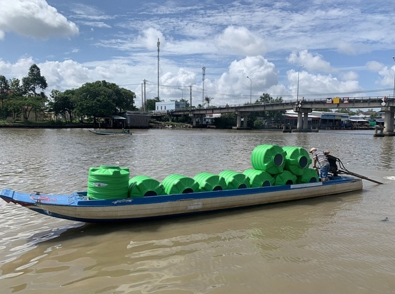 Mưa vàng “giải cứu” vùng hạn mặn miền Tây