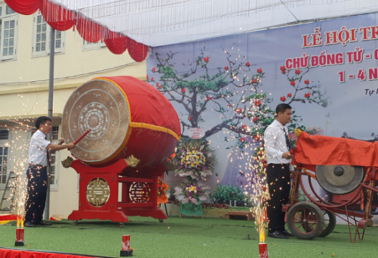 Tưng bừng Lễ hội truyền thống Chử Đồng Tử - Tiên Dung xã Tự Nhiên năm 2023 Tưng bừng Lễ hội truyền thống Chử Đồng Tử - Tiên Dung xã Tự Nhiên năm 2023