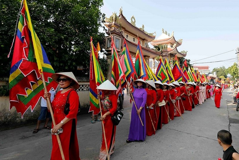 Tưng bừng Lễ hội truyền thống Chử Đồng Tử - Tiên Dung xã Tự Nhiên năm 2023