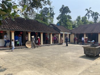 Về Quảng Nam thăm làng cổ Lộc Yên, thưởng thức trái bòn bon chua chua ngọt ngọt